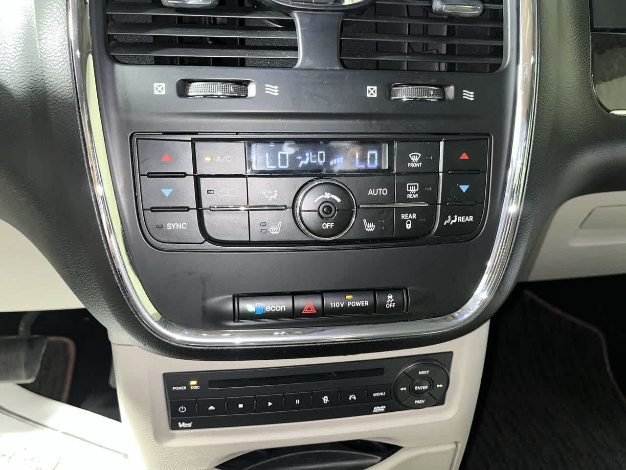 2011 Chrysler Town & Country Touring-L