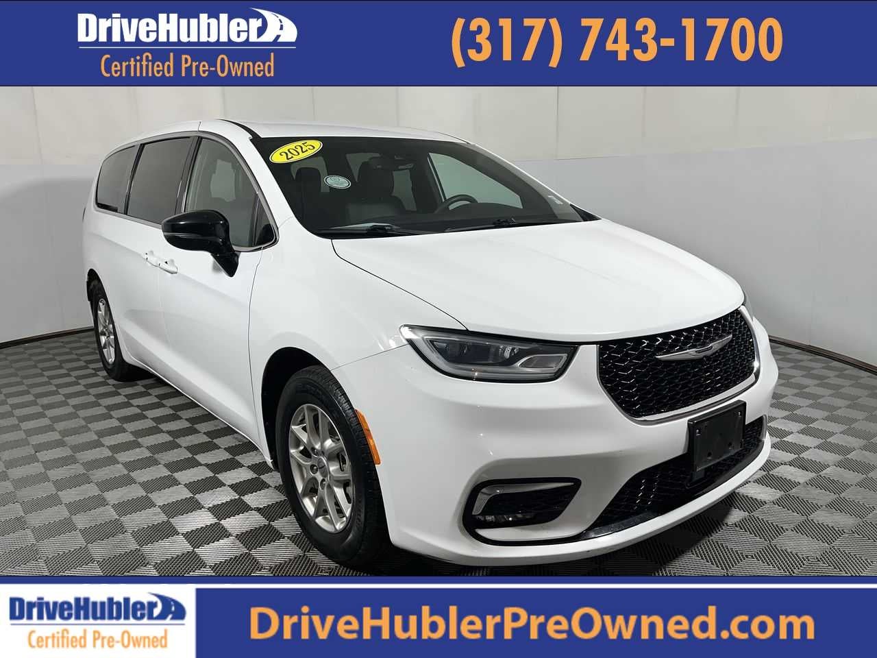 2025 Chrysler Pacifica Select