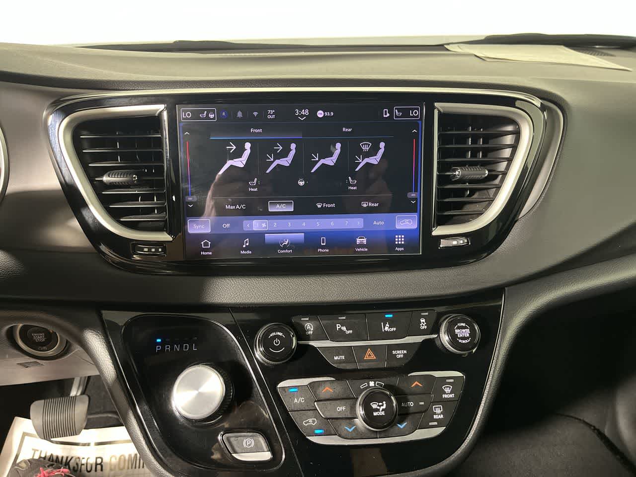 2025 Chrysler Pacifica Select