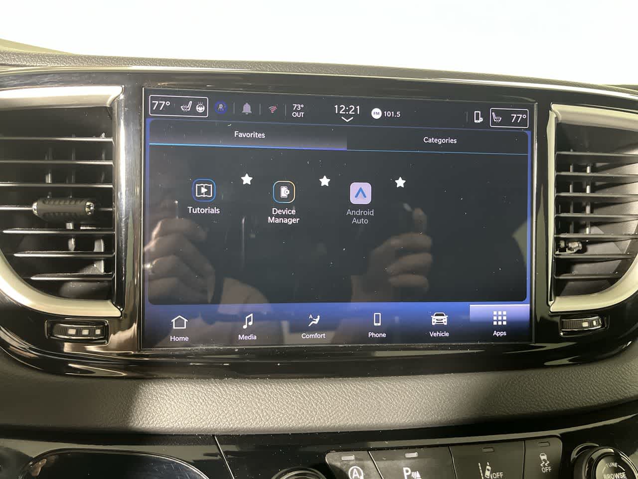 2025 Chrysler Pacifica Select