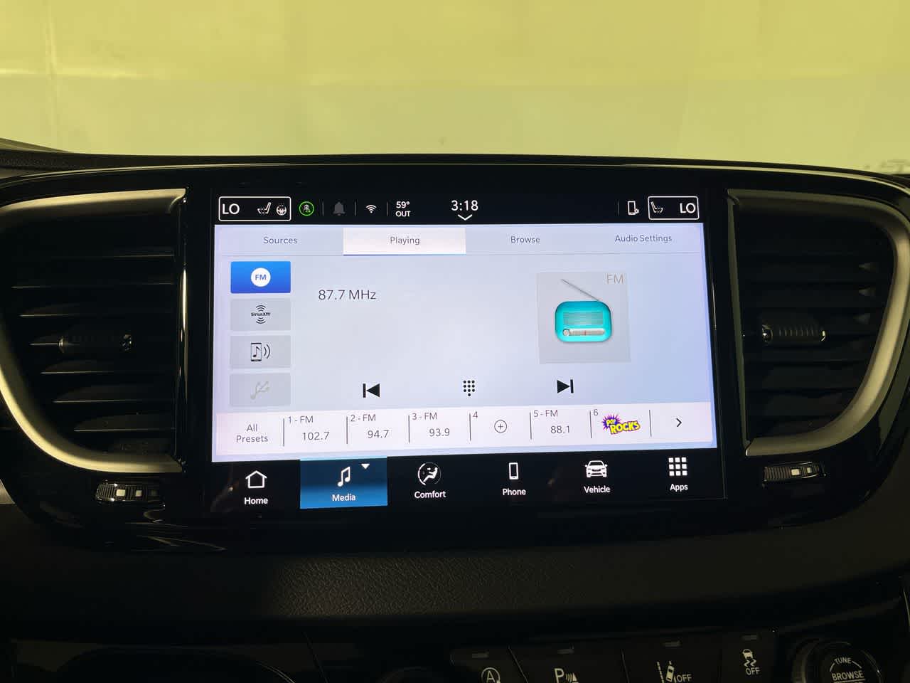 2025 Chrysler Pacifica Select