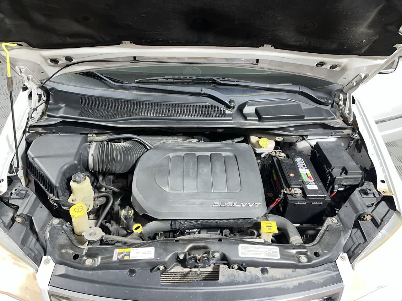 2014 Chrysler Town & Country Touring-L 30th Anniversary