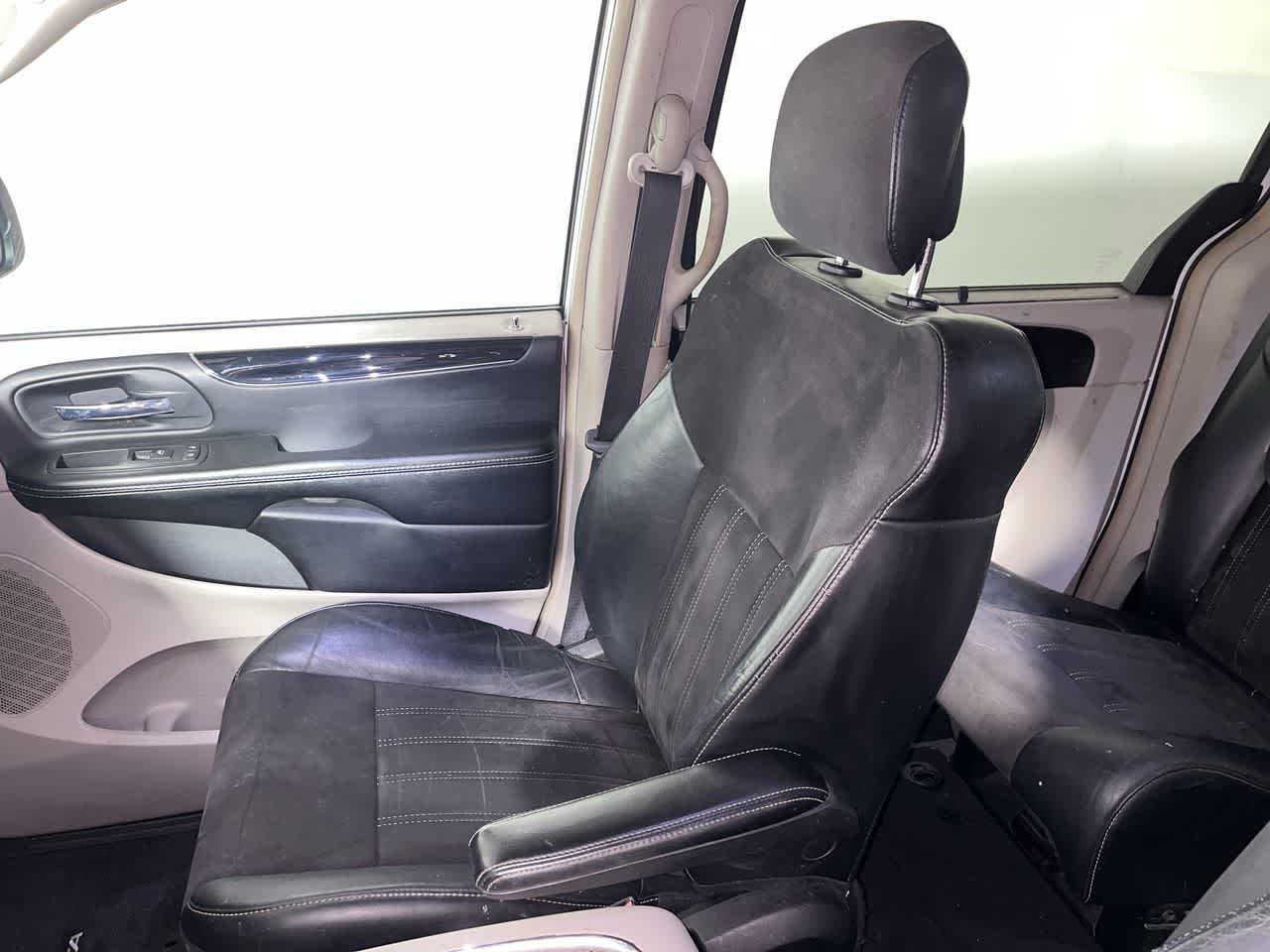2014 Chrysler Town & Country Touring-L 30th Anniversary