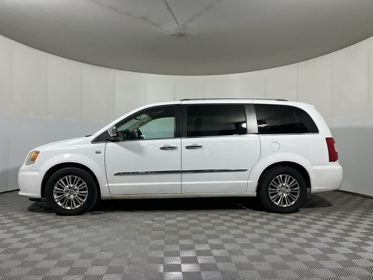 2014 Chrysler Town & Country Touring-L 30th Anniversary