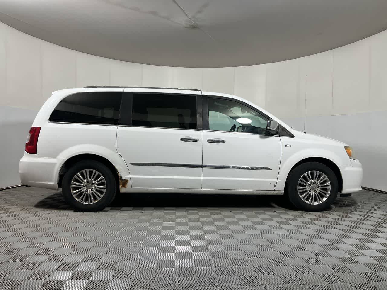 2014 Chrysler Town & Country Touring-L 30th Anniversary