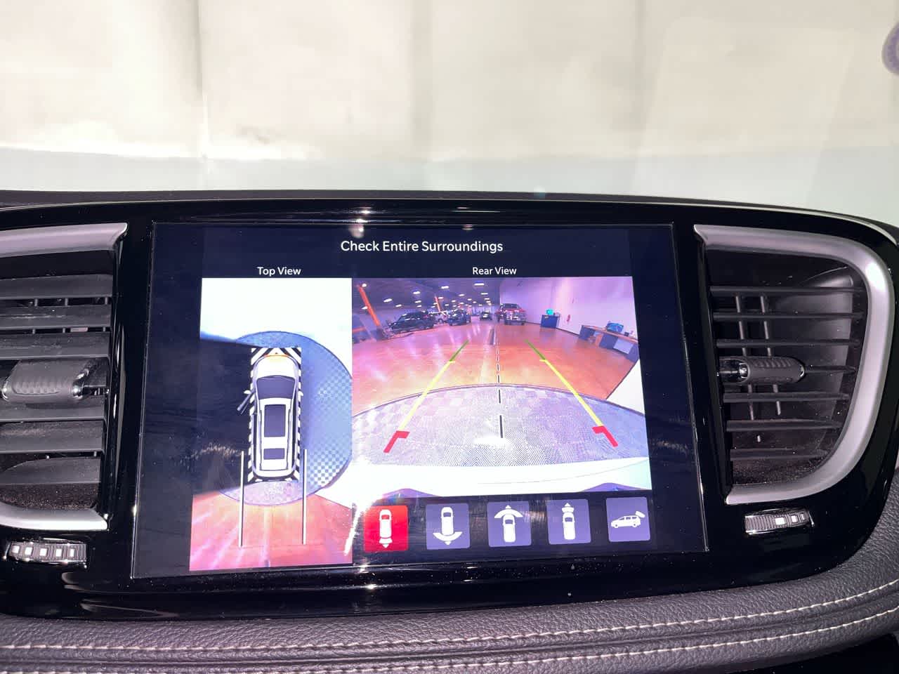 2024 Chrysler Pacifica Hybrid Premium S Appearance Pkg