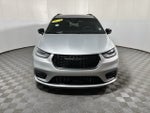 2024 Chrysler Pacifica Hybrid Premium S Appearance Pkg