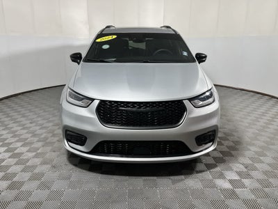 2024 Chrysler Pacifica Hybrid Premium S Appearance Pkg