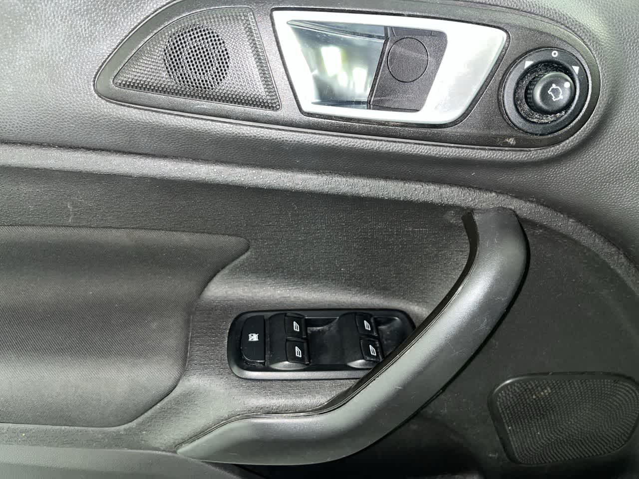 2015 Ford Fiesta SE