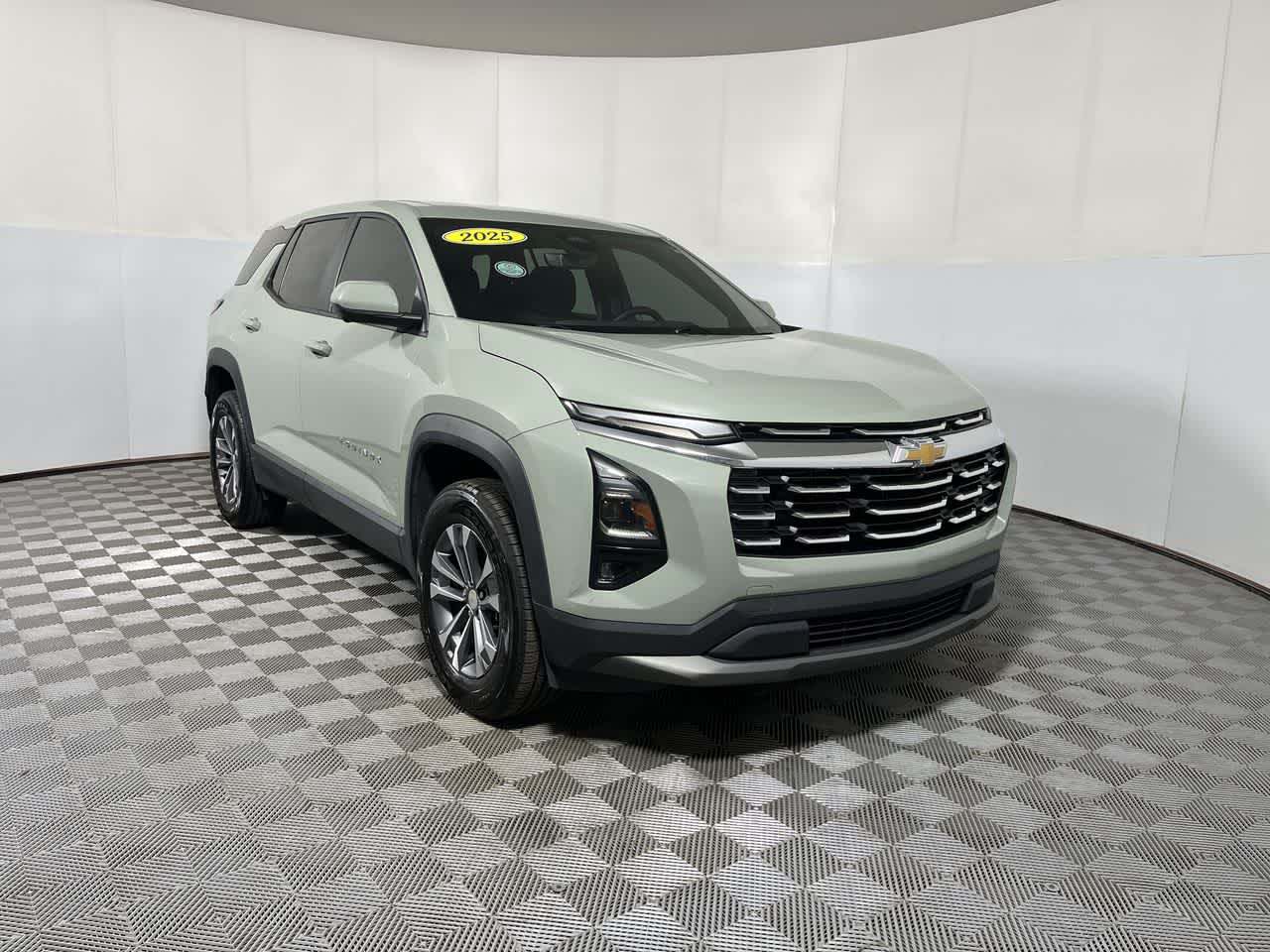 2025 Chevrolet Equinox AWD LT