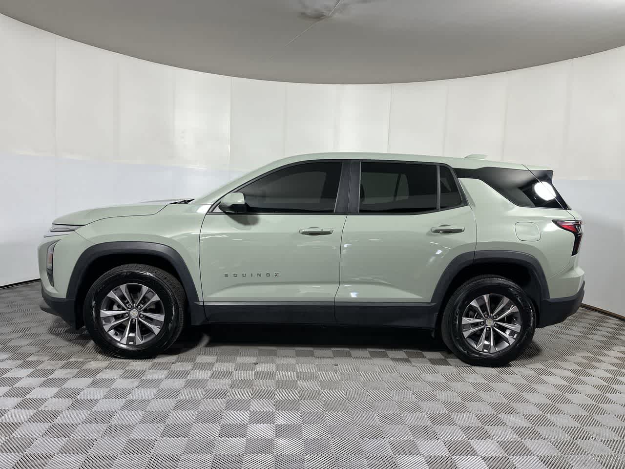 2025 Chevrolet Equinox AWD LT