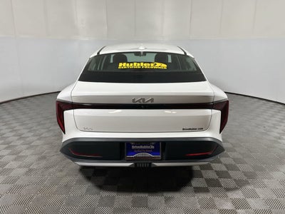 2025 Kia K4 LXS