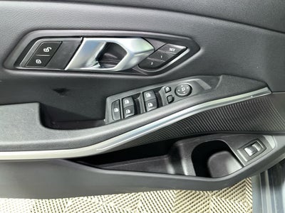 2025 BMW 330i 330i