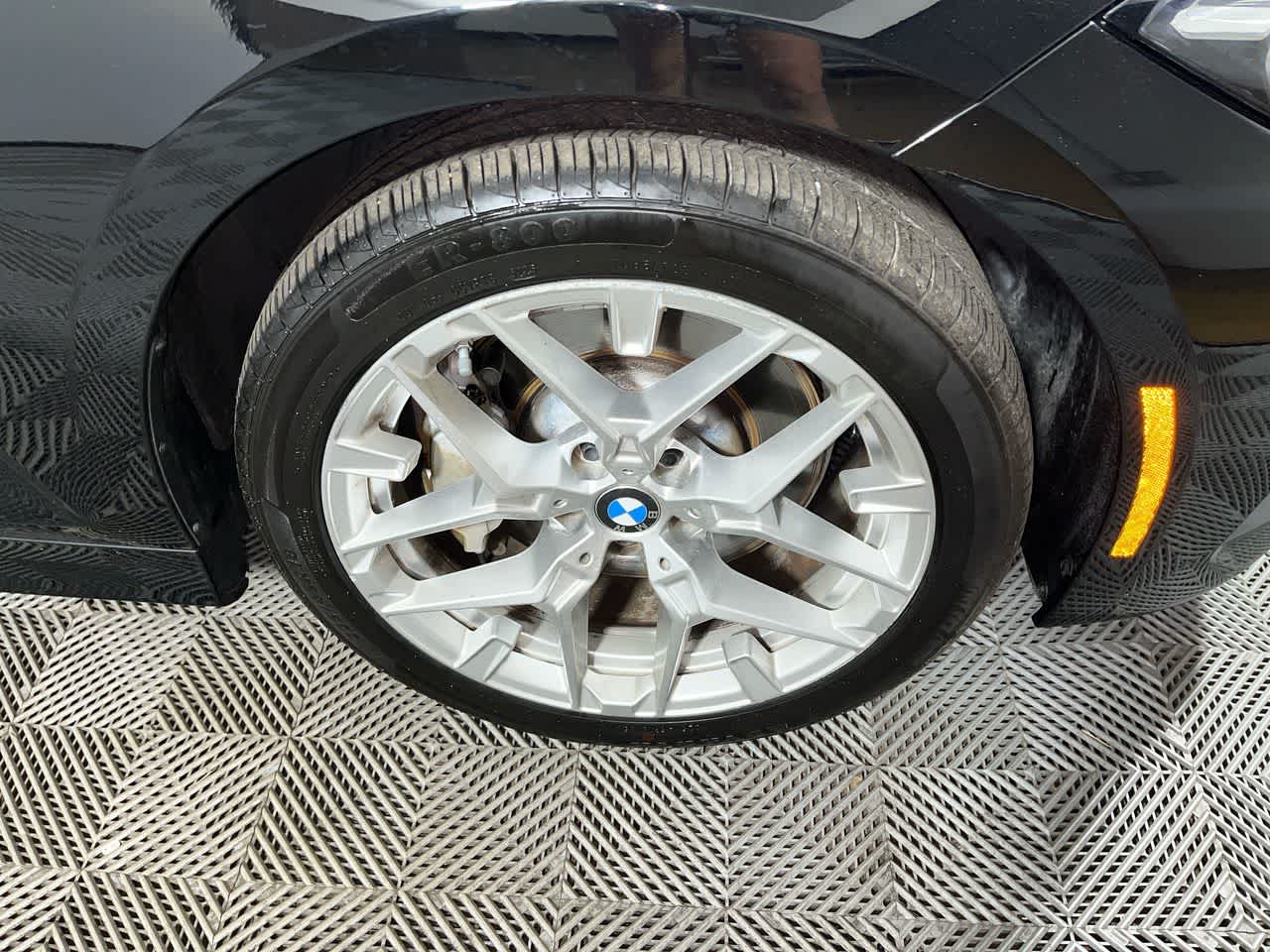 2025 BMW 330i 330i