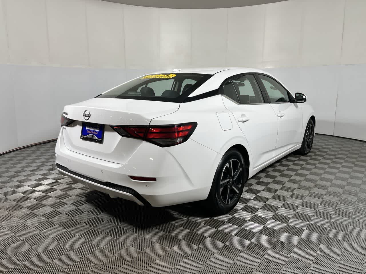 2025 Nissan Sentra SV
