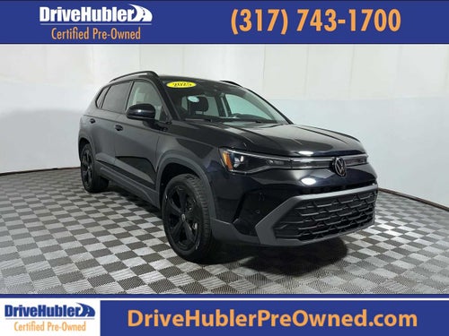 2025 Volkswagen Taos SE Black