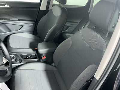 2025 Volkswagen Taos SE Black