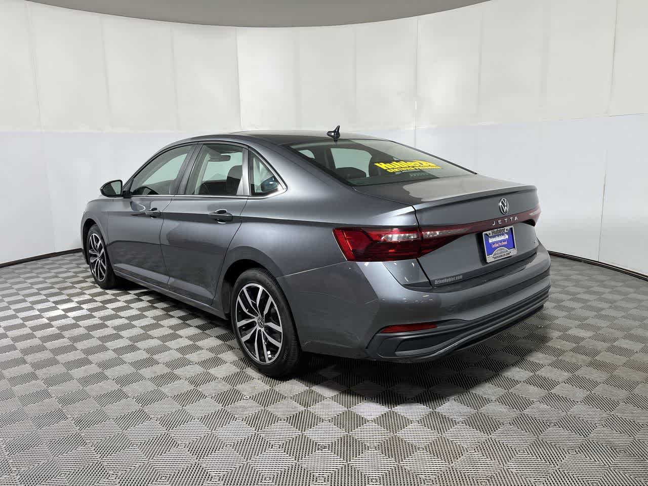 2025 Volkswagen Jetta SE