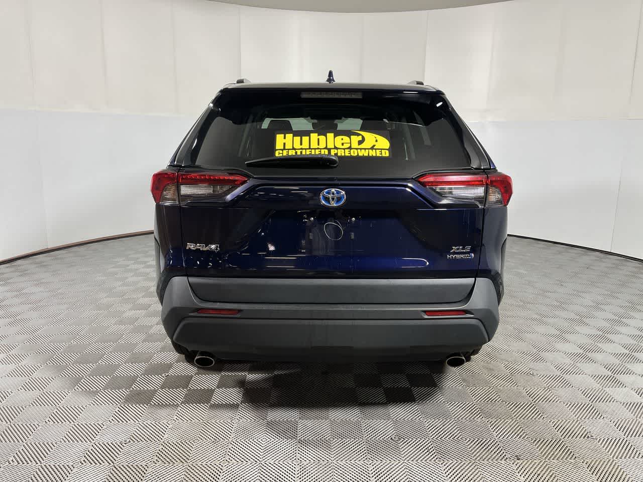 2022 Toyota RAV4 Hybrid XLE