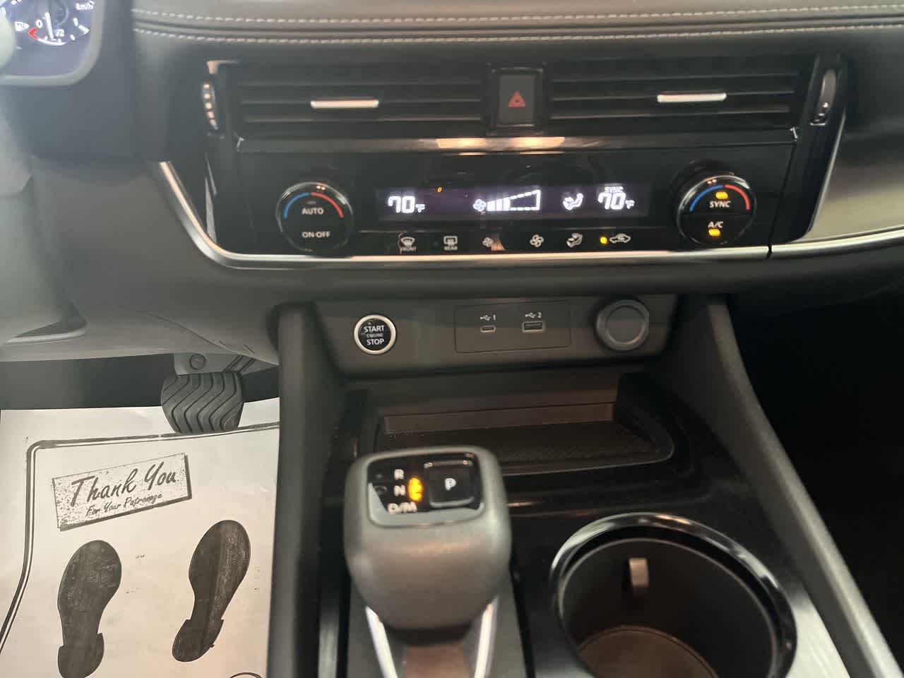 2022 Nissan Rogue SV