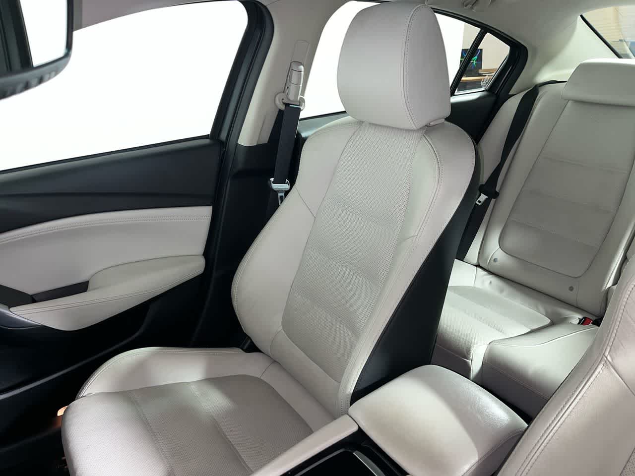 2016 Mazda Mazda6 i Grand Touring