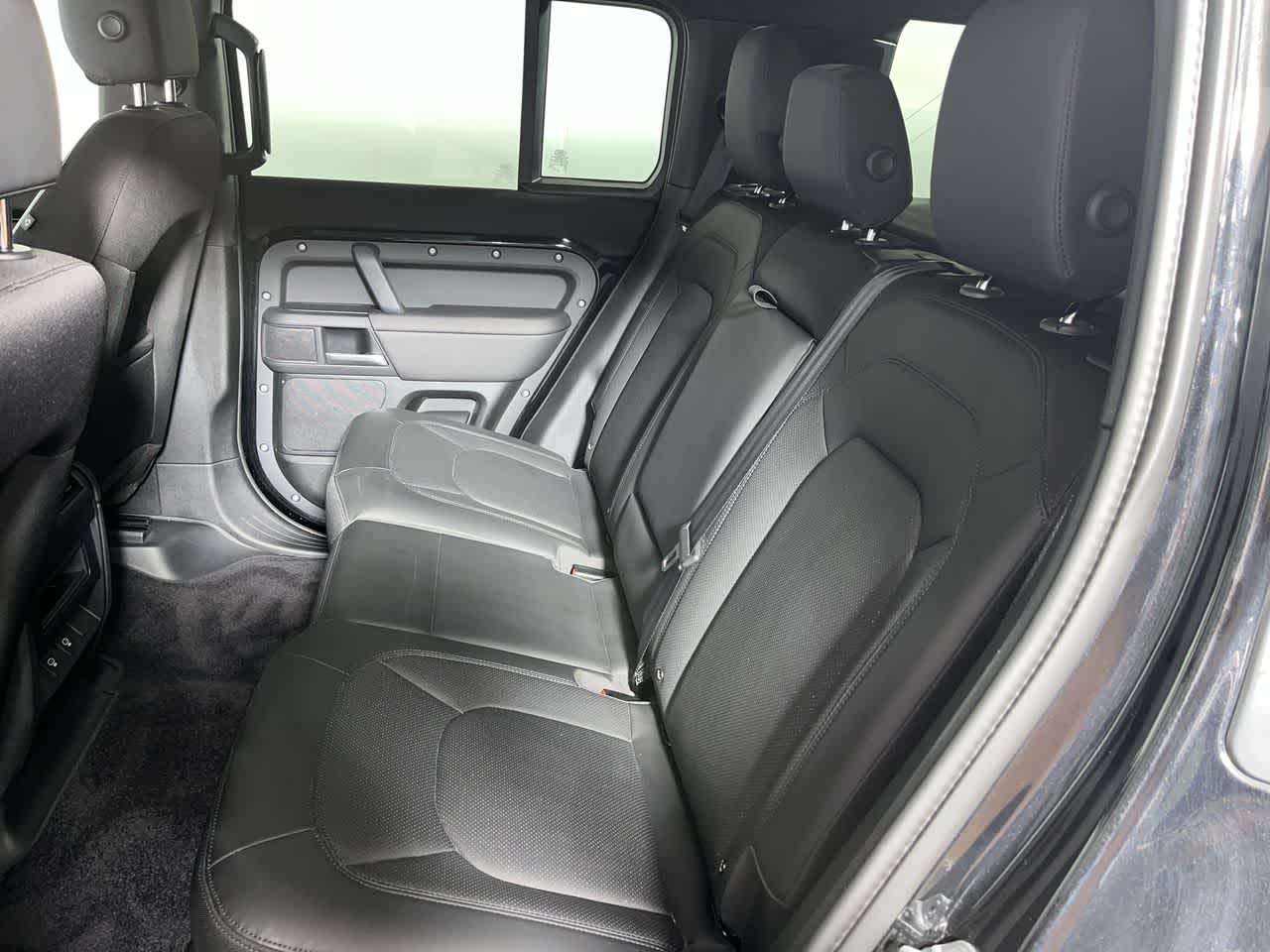 2025 Land Rover Defender S
