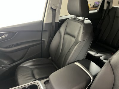 2023 Audi Q7 Premium