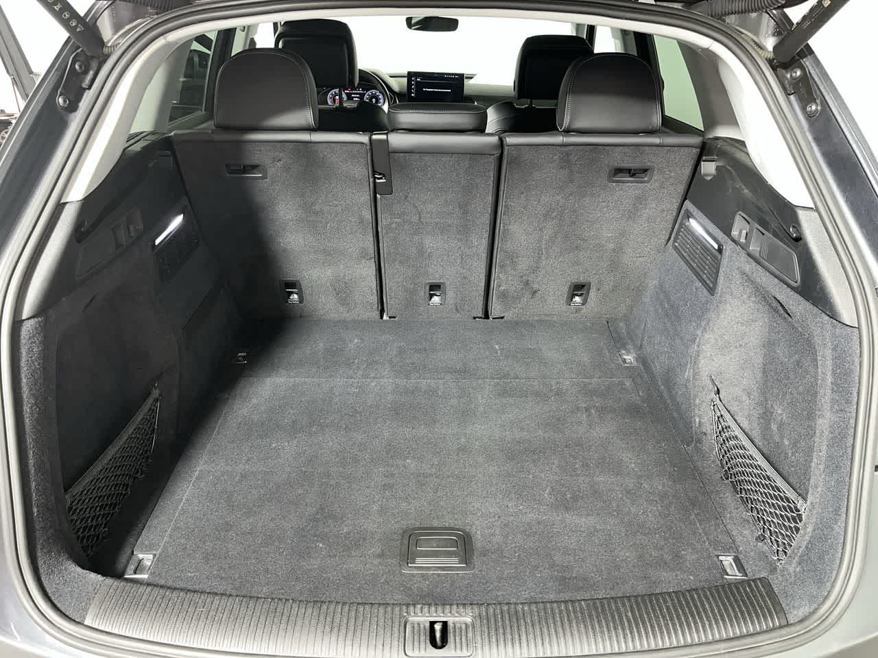 2024 Audi Q5 S line Premium Plus