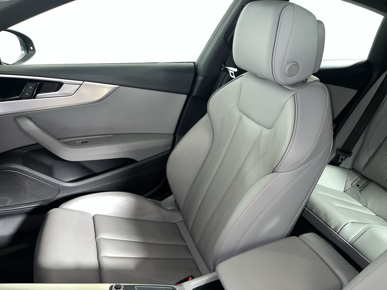 2025 Audi A5 Sportback S line Premium