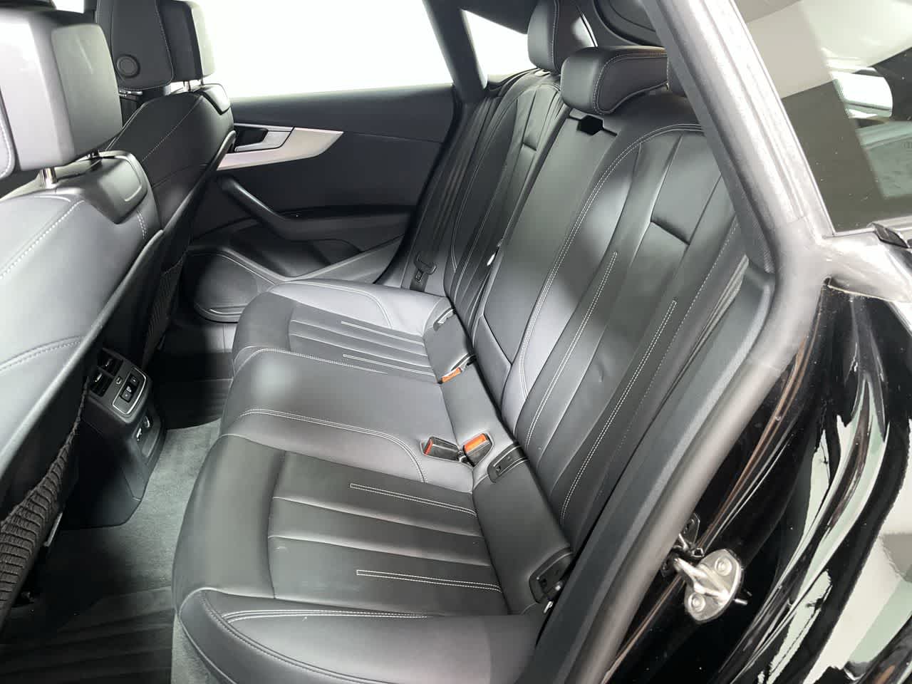 2025 Audi A5 Sportback S line Premium