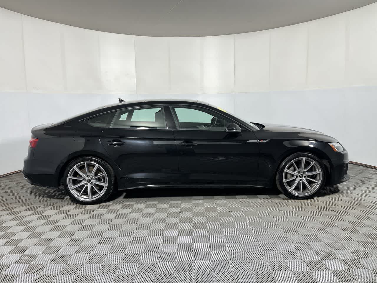 2025 Audi A5 Sportback S line Premium