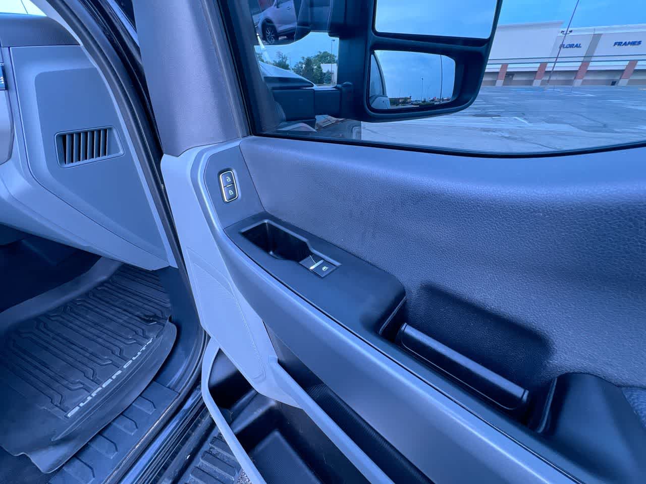 2024 Ford Super Duty F-250 Pickup XL