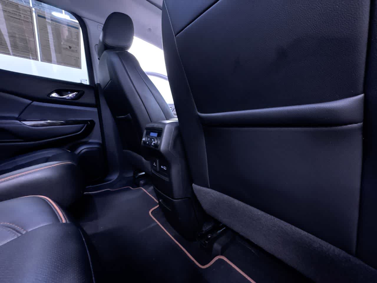 2021 GMC Acadia AT4