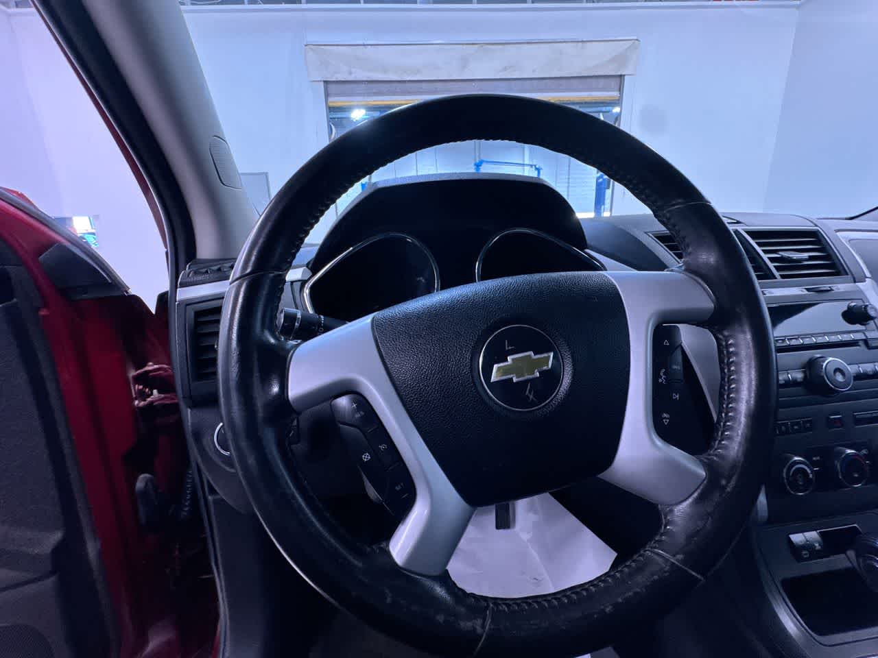 2011 Chevrolet Traverse LT w/1LT