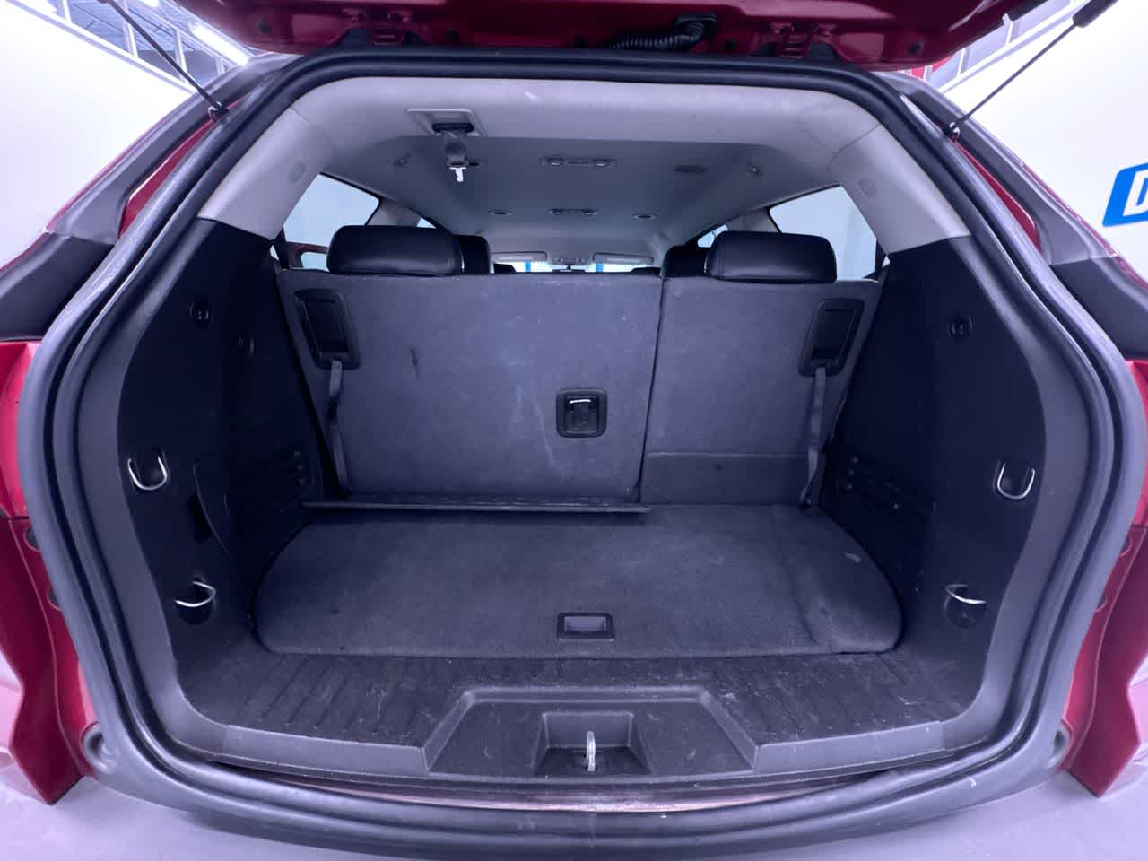 2011 Chevrolet Traverse LT w/1LT