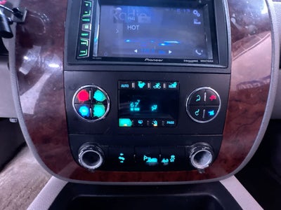 2014 Chevrolet Suburban LT