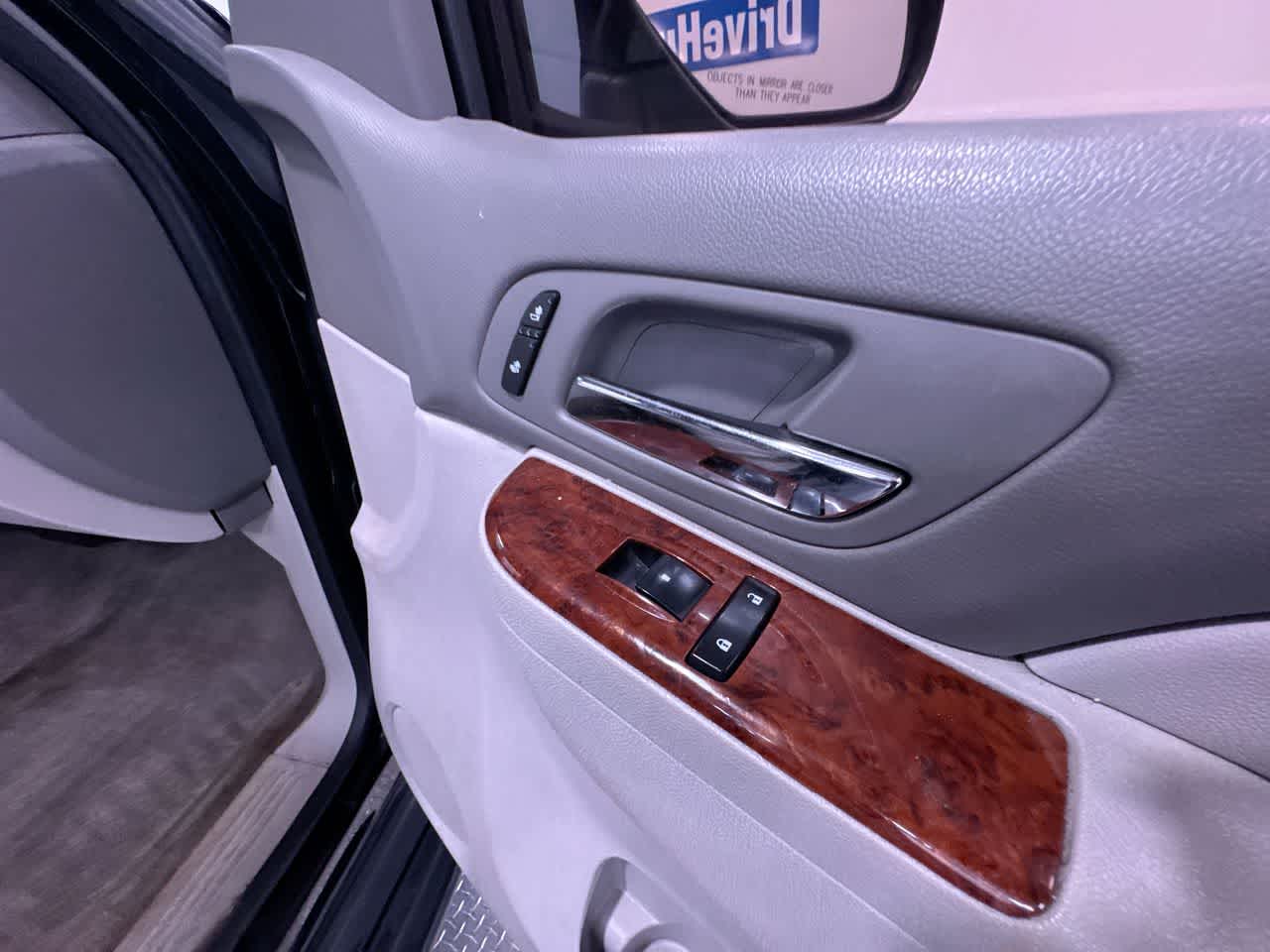 2014 Chevrolet Suburban LT