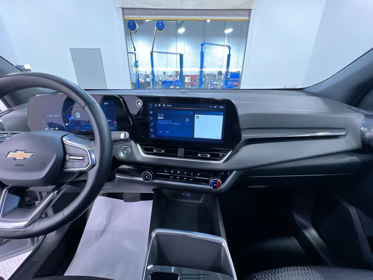 2025 Chevrolet Equinox FWD LT