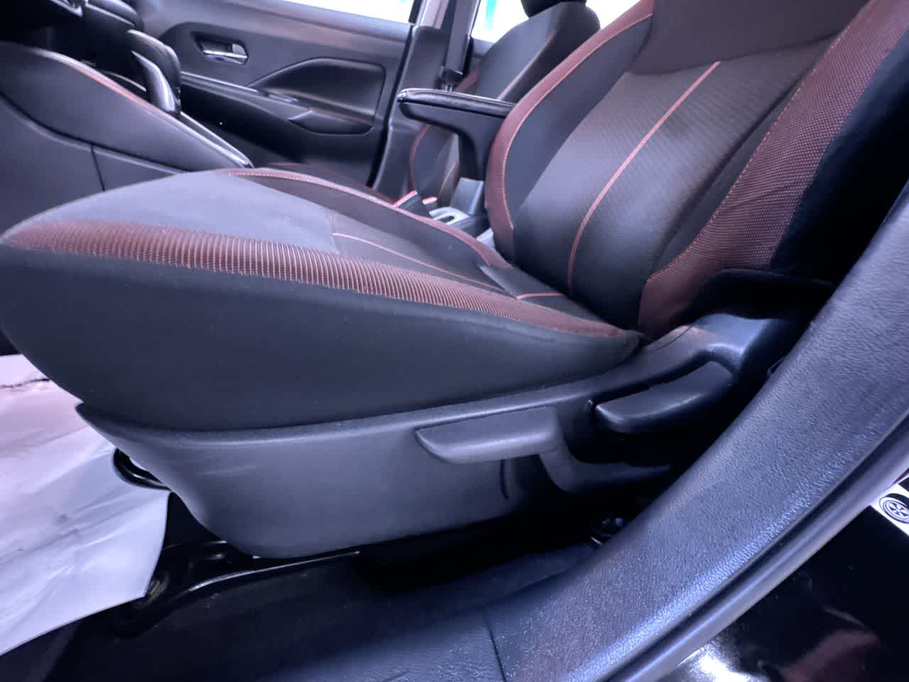 2022 Nissan Versa SR