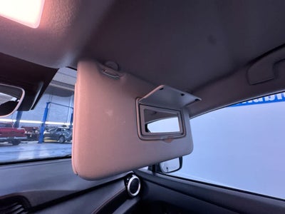 2022 Nissan Versa SR