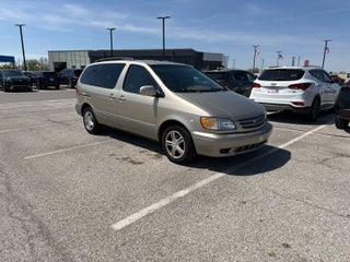 2002 Toyota Sienna LE