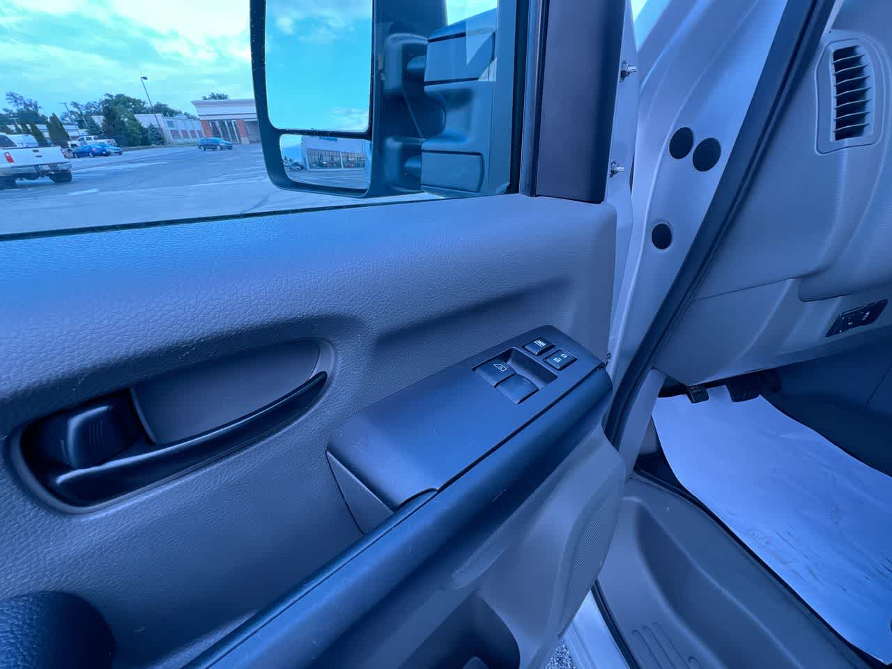 2017 Nissan NV Passenger SV