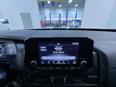 2025 Nissan Pathfinder S