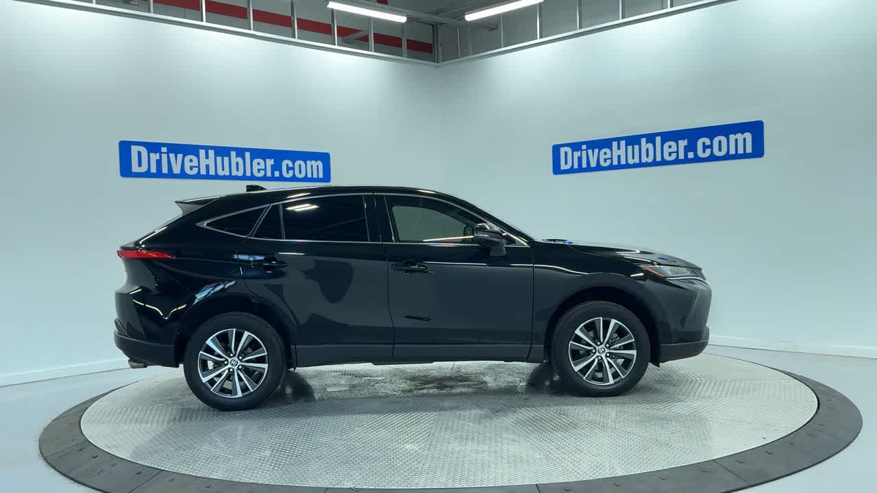 2022 Toyota Venza LE