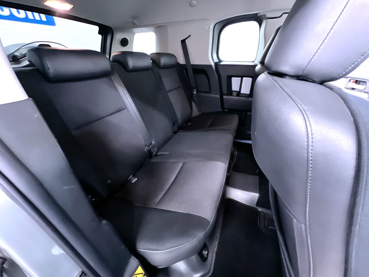 2010 Toyota FJ Cruiser 4WD 4dr Auto (Natl)