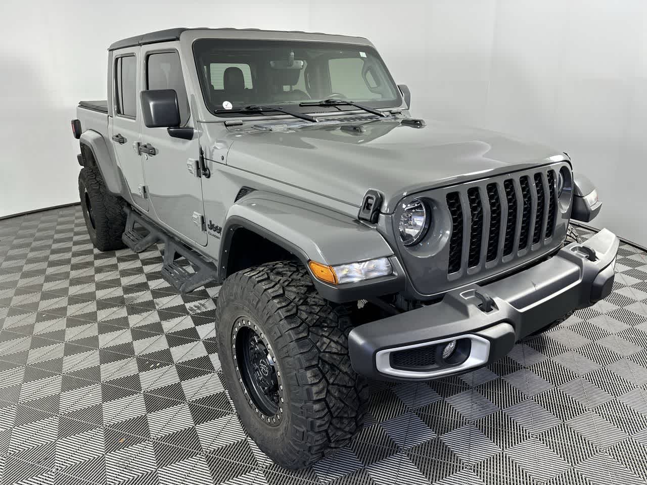 2022 Jeep Gladiator Sport S