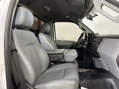 2016 Ford Super Duty F-550 DRW XL