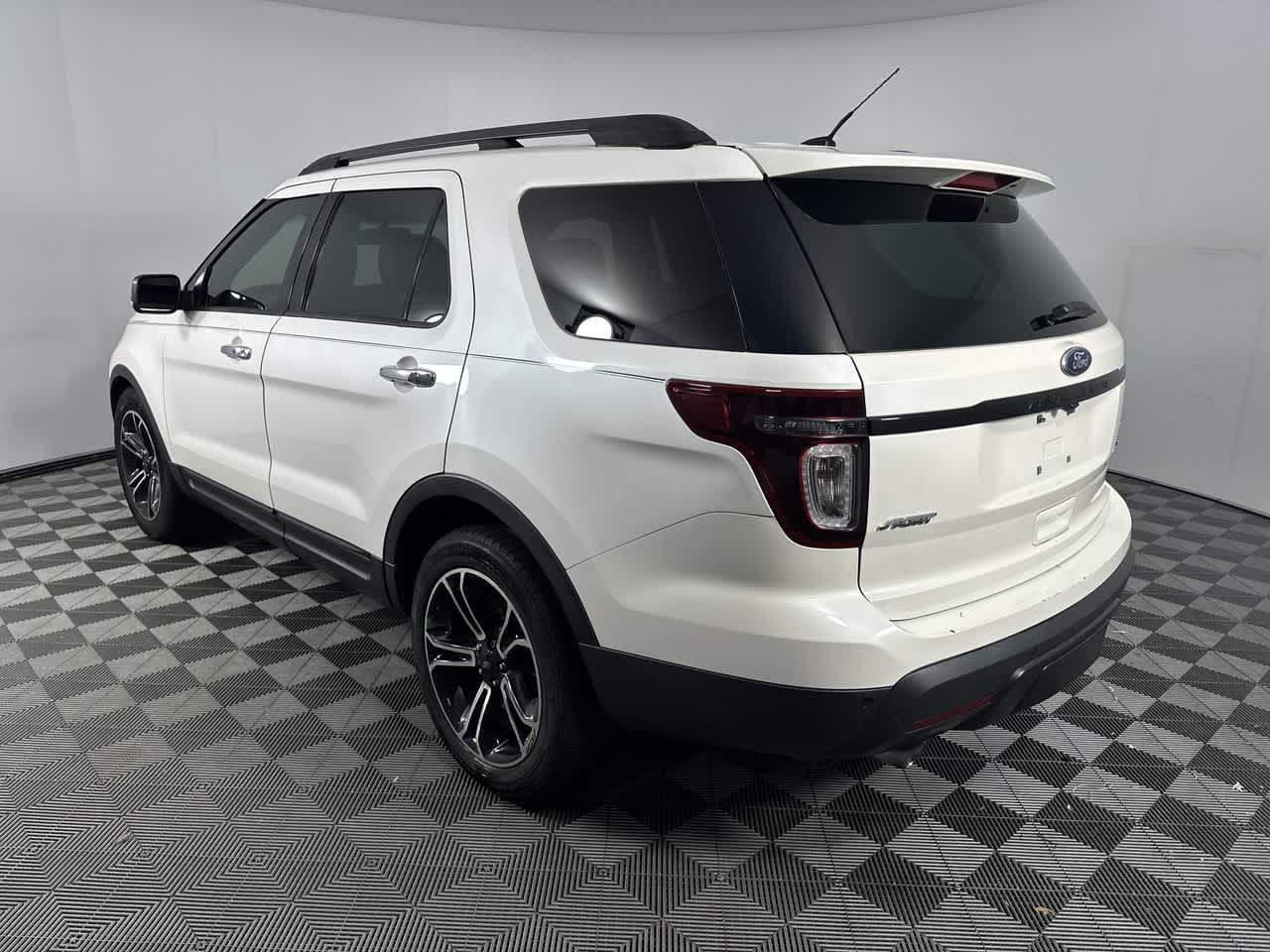2014 Ford Explorer Sport