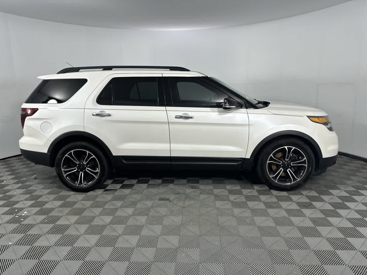 2014 Ford Explorer Sport
