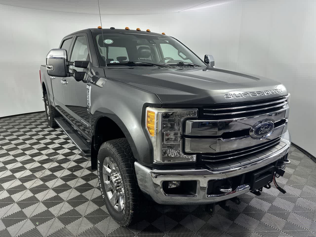 2017 Ford Super Duty F-250 Pickup Lariat